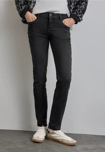 377770- Black Thermo Jeans - Street One