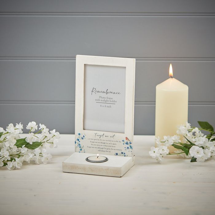 8RF110- Robin Forget Me Not White Wood Photo Frame & Tealight holder