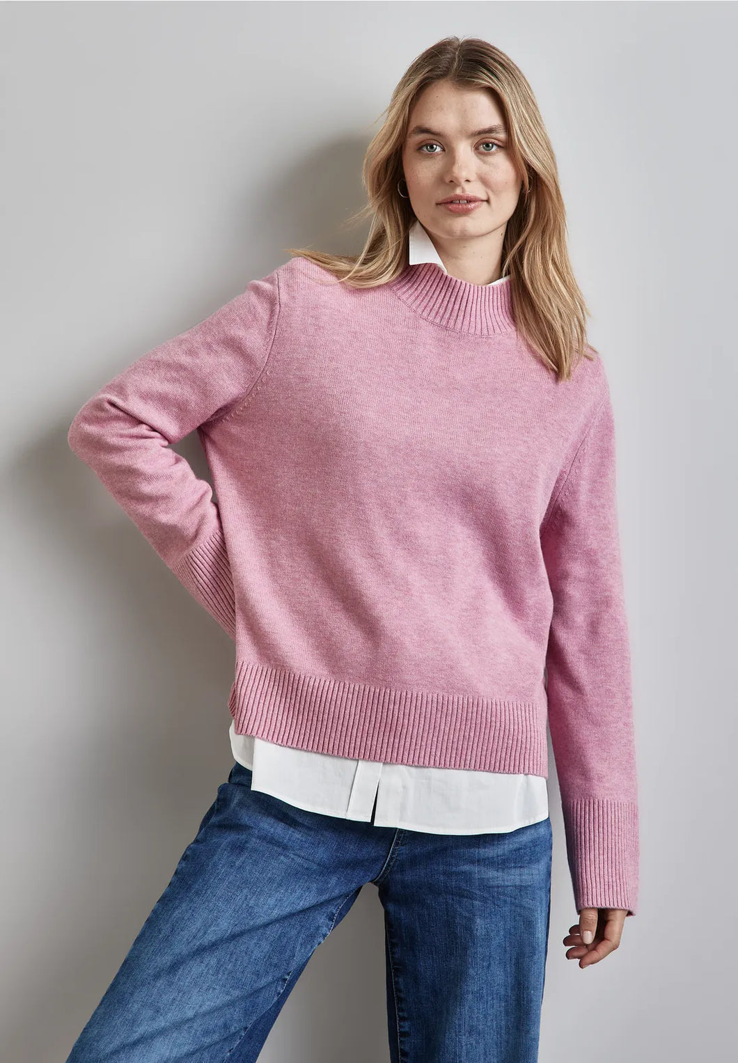 302899-Pink Stand Up Collar Jumper -Street One