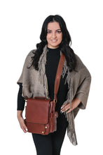 Load image into Gallery viewer, Tk10331- Utility Bag - Tan - Tinnakeenly Leather