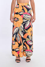 Load image into Gallery viewer, 142 - Wide-Leg Printed Pants - Molly Bracken